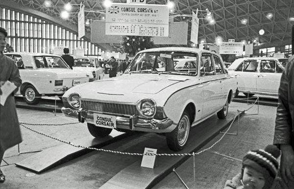 (16-3a)(190-02) 1968 Ford Consul Corsair GT 2dr Saloon.jpg